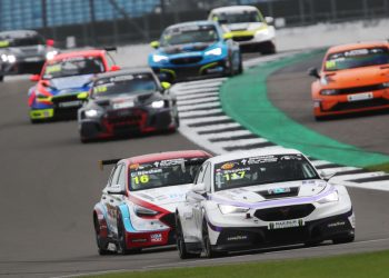 16 automobila na stazi na otvaranju sezone TCR UK