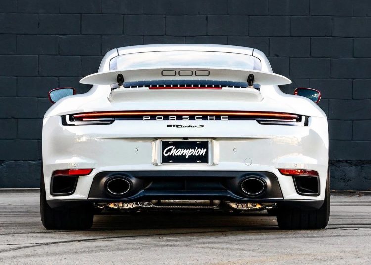 286 tisuća dolara ‘Pikes Peak’ Porsche 911 Turbo S IS 000 Magazine natjecateljski izazov