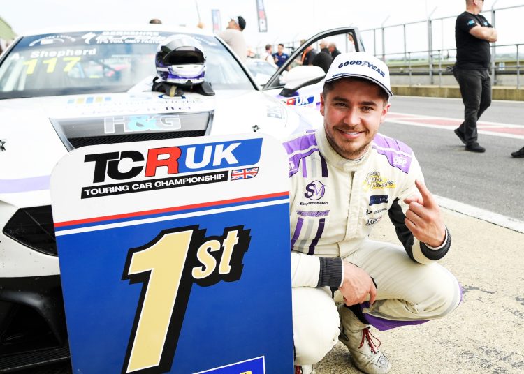 Adam Shepherd pridružuje se timu Motorsport za sezonu TCR UK 2025. Adam Shepherd pridružuje se timu Motorsport za sezonu TCR UK 2025.