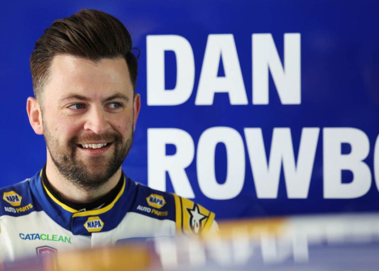 Daniel Rowbottom potvrđuje ostanak u BTCC-u s Napa Racing UK