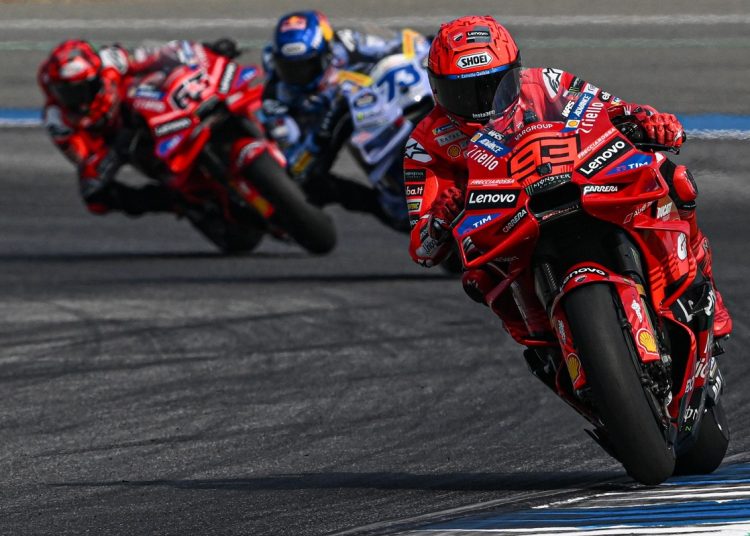 Ducati je svojim trojici MotoGP vozača pružio ažurirani motor na Thai GP-u Ducati je svojim trojici MotoGP vozača pružio ažurirani motor na Thai GP-u