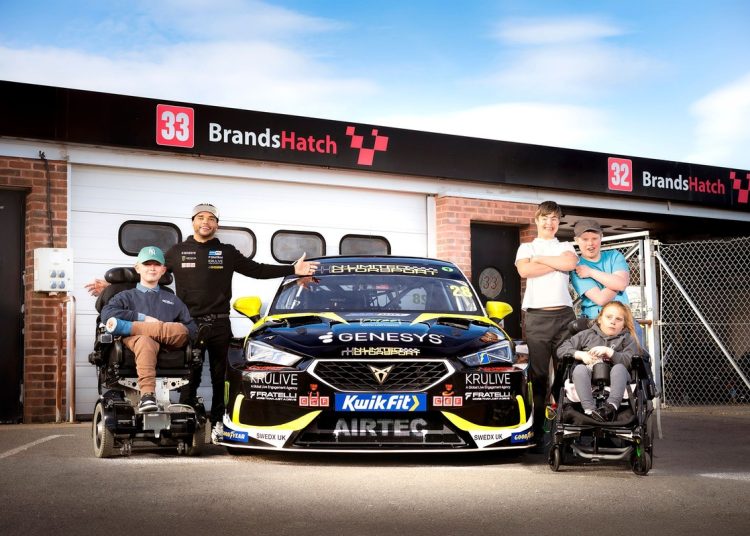 Hamilton se vraća kao iznenađenje na BTCC Grid Hamilton se vraća kao iznenađenje na BTCC Grid