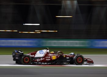 Hollywood na trkačkoj stazi: Lewis Hamiltonova potraga za rekordnim osvim naslovom F1 s Ferrarijem