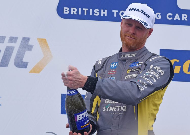 Josh Cook se ponovno pridružuje jednom moto sportu za kampanju BTCC 2025. – TouringCartimes