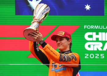 Kineski Grand Prix brifing: Lewis Hamilton diskvalificiran, Ferrari katastrofa, Oscar Piastri pobjeđuje