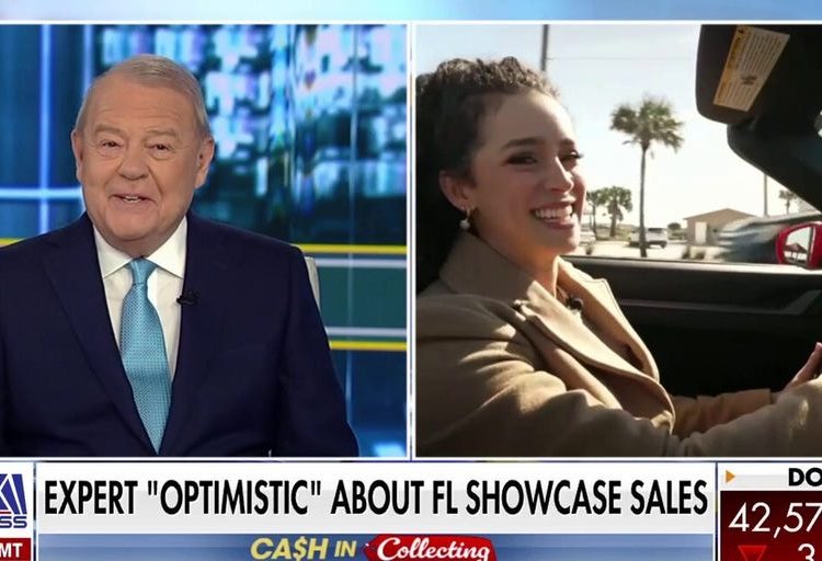 Klasični ljubitelji automobila okupljaju se na sajmu automobila na Floridi Vintage Klasični ljubitelji automobila okupljaju se na sajmu automobila na Floridi Vintage