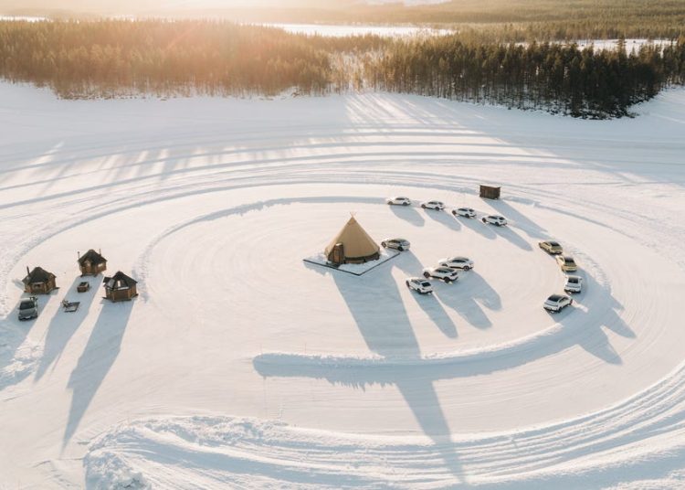 Krećemo prema sjeveru od Arktičkog kruga, gdje Polestars uče Dlift Krećemo prema sjeveru od Arktičkog kruga, gdje Polestars uče Dlift