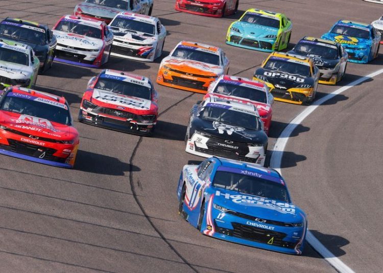 Kyle Larson žali zbog gubitaka kod kuće nakon što je izgubio na Sweep