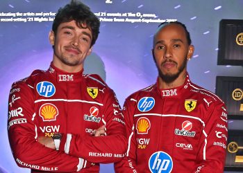 Lewis Hamilton se otvara o razvoju odnosa s ‘masovno talentiranim’ Charlesom Leclercem