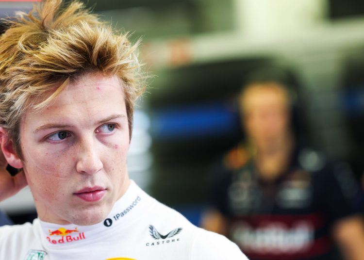 Liam Lawson dijeli emotivnu poruku na društvenim mrežama nakon zamjene sjedala s Red Bullom: ‘Teško je’ Liam Lawson dijeli emotivnu poruku na društvenim mrežama nakon zamjene sjedala s Red Bullom: ‘Teško je’