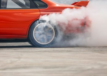 Muscat: ROP zaplijenio 65 vozila i uhićenje prekršitelja – svakodnevno u Muscatu