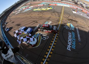 NASCAR: Christopher Bell osigurava treću uzastopnu pobjedu 2025. u Phoenixu