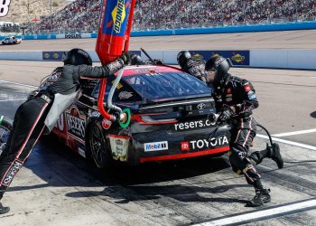 NASCAR objašnjava pravilo o pit-stopu drugog tima