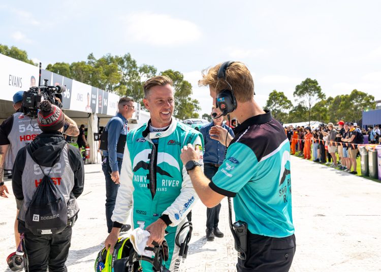 Otkriven je Courtneyov zapanjujući porast utrka Otkriven je Courtneyov zapanjujući porast utrka