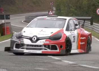 Poslušajte ovaj nevjerojatni Renault Clio Hillclimb automobil od 700bhp