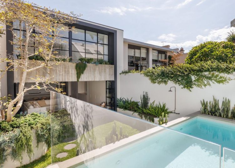 Preispitana klasična terasa Woolollahra – rijetka roba Preispitana klasična terasa Woolollahra – rijetka roba