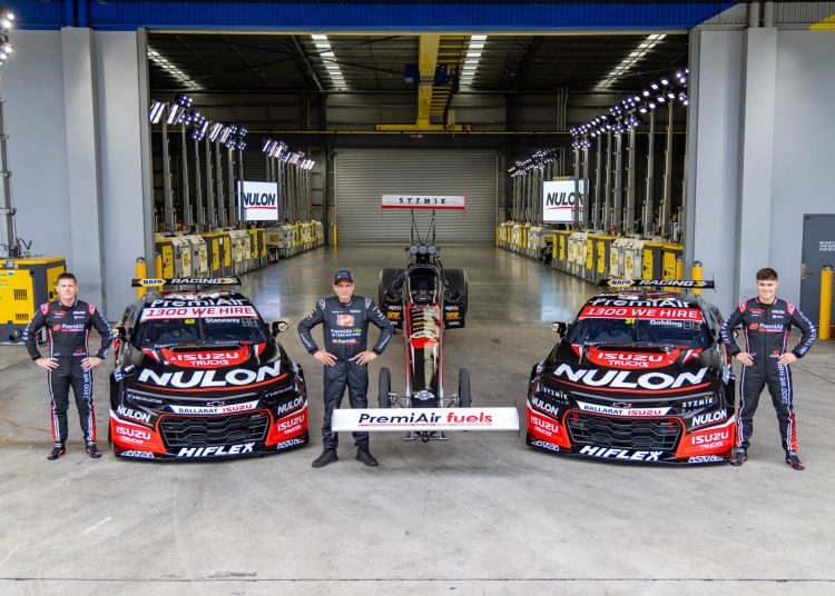 Premiair Racing prikazuje usklađenost superautomobila, povucite liveri Premiair Racing prikazuje usklađenost superautomobila, povucite liveri