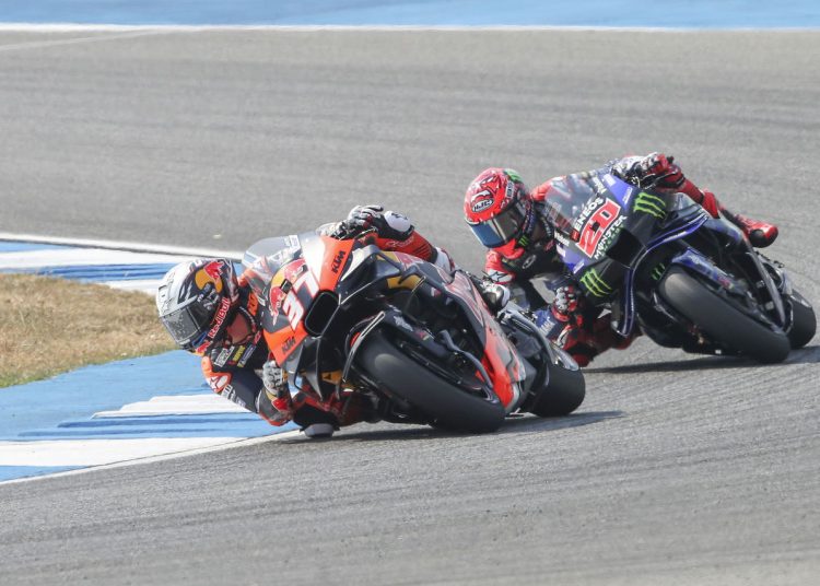 Prvi kut ‘nered’ optužen za teški tajlandski sprint Pedra Acoste Prvi kut ‘nered’ optužen za teški tajlandski sprint Pedra Acoste