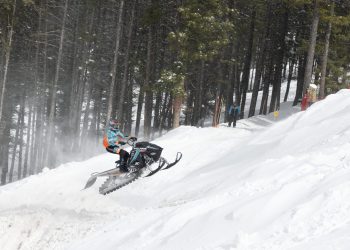 Puknuo: Visoko jahanje na brdu uspon 2025 – Bucplail