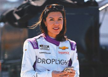 Rasprava o postupku odobrenja vozača u seriji NASCAR: ‘Mislim da je slomljena’