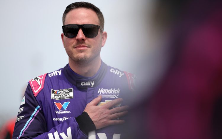 TV raspored za NASCAR ovog vikenda: Vremenski uvjeti i kanali za Cup, Xfinity i Truck Series događaje u Martinsvilleu TV raspored za NASCAR ovog vikenda: Vremenski uvjeti i kanali za Cup, Xfinity i Truck Series događaje u Martinsvilleu