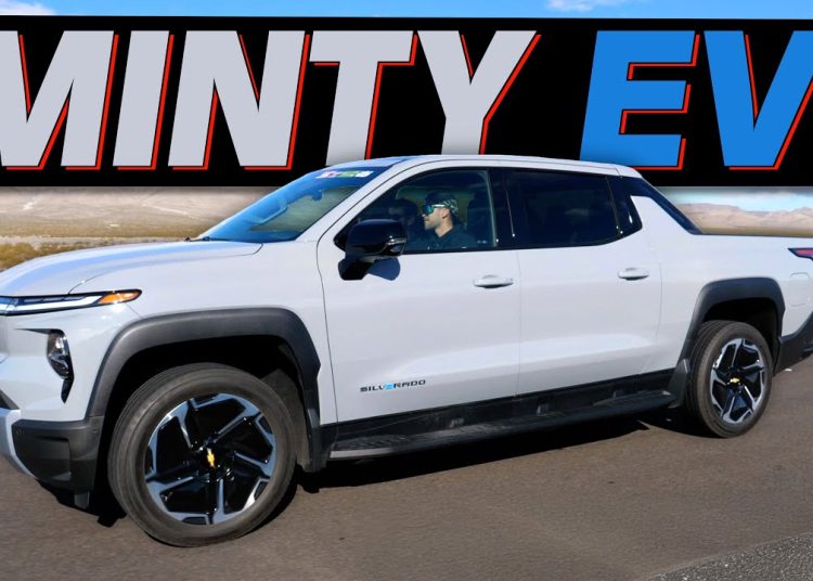 VIDEO: Progoni mentu 400 off-road utrku u Chevy Silverado EV LT VIDEO: Progoni mentu 400 off-road utrku u Chevy Silverado EV LT
