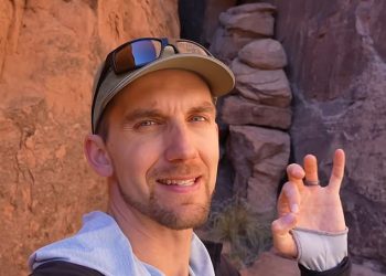 YouTuber Andrew Cross preminuo u 36. godini nakon što je isključen s aparata za održavanje života zbog strašne nesreće