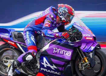 Augusto Fernandez se vraća u Katar kao oporavak za Oliveiru