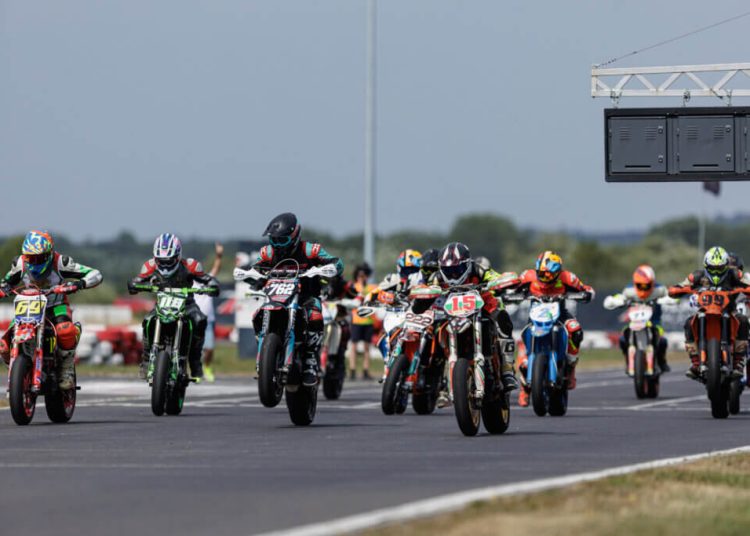 
Otkriven privremeni kalendar Europskog prvenstva u Supermoto.
