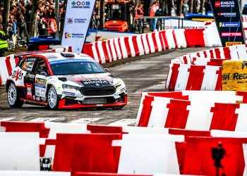 ERC osvjetljava Córdobu dok Gryazin postavlja početni tempo