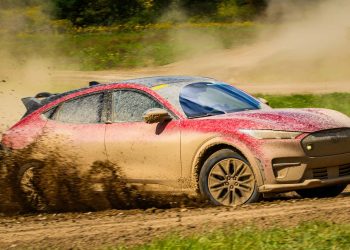 Ford je izgradio cijeli tečaj Rallycross-a za razvoj Mustang Mach-E Rally