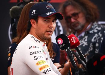 Formula 1: Sergio Perez službeno napušta Red Bull, zamijenit će Liam Lawson 2025. godine
