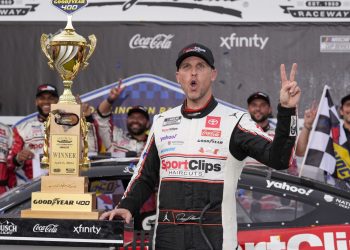 Izjave vozača nakon pobjede Dennyja Hamlina u NASCAR kupu na Darlington Racewayu