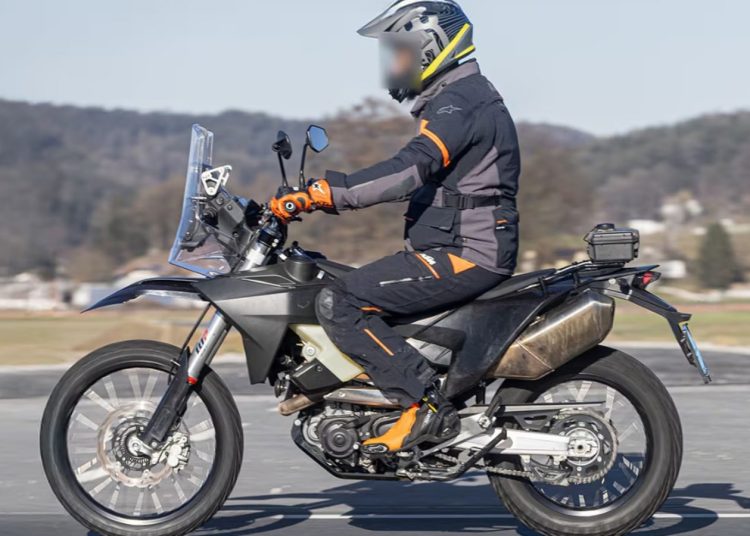 KTM 690 SPIED SPIAN testiran. Hoće li stići u Indiju? KTM 690 SPIED SPIAN testiran. Hoće li stići u Indiju?