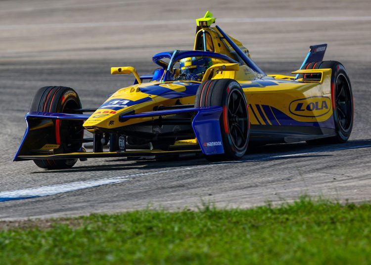 Lola nezaustavljivog preporoda: Di Grassi’s Epic Podium Triumph potresa Formula E divove Lola nezaustavljivog preporoda: Di Grassi’s Epic Podium Triumph potresa Formula E divove
