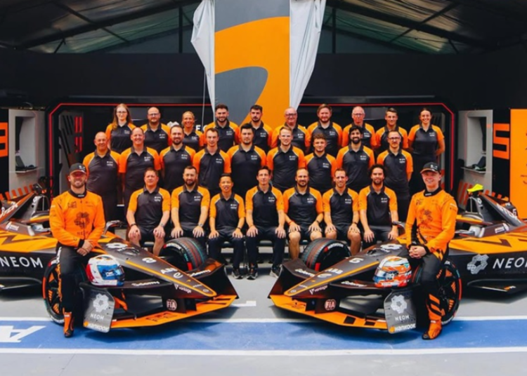 McLaren se priprema za ulazak u Formulu E na kraju sezone; Obožavatelji jedva čekaju ažuriranja o budućnosti Taylor Barnard i Sam Bird