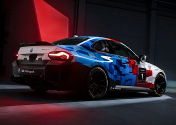 Novi BMW M2 Racing dobiva četverocilindrični motor.