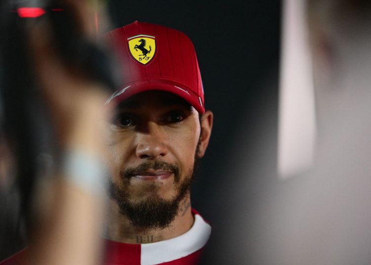 Očekivanja Lewisa Hamiltona dosegnula su dno dok vozač Ferrarija dijeli prognoze za F1 Bahrein GP