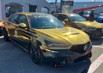 Ovogodišnji ACURA INTEGRA Type S sigurnosni automobil na Rolex 24 može biti vidljiv iz svemira