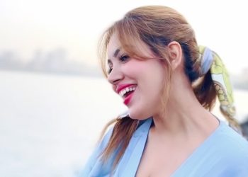 Posjet tržištu cvijeća Munmun Dutta postaje viralan: obožavatelji reagiraju na šarm iz stvarnog života Babite Iyer