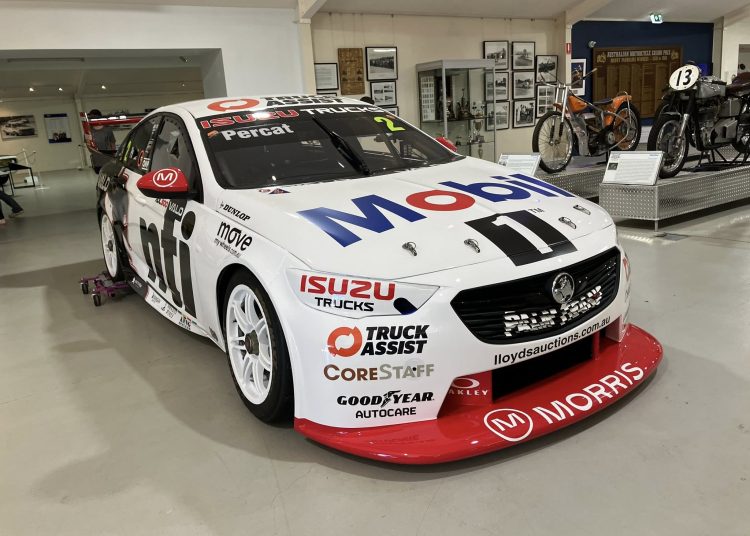 Povijesni uspjesi Holdena Commodorea u Bathurstu