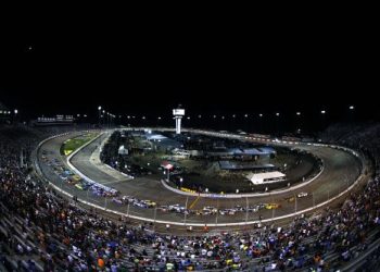 Povijest NASCAR utrka na Uskrsnjem vikendu