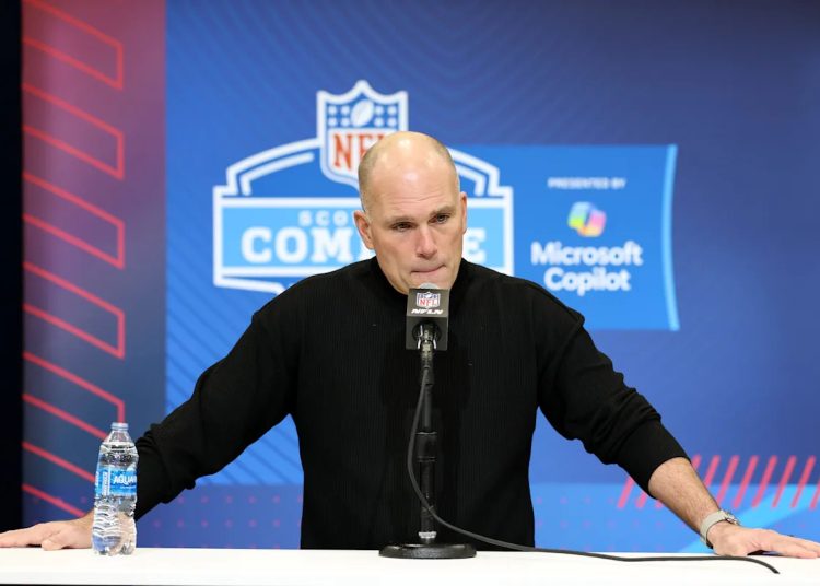 Rangiranje svih 32 tima (uključujući Ravens) nakon postavljanja NFL ograničenja plaće na 279,2 milijuna dolara za 2025. Rangiranje svih 32 tima (uključujući Ravens) nakon postavljanja NFL ograničenja plaće na 279,2 milijuna dolara za 2025.