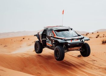 Rasprava o Dacia: Početak rallyja – propadanje u prljavštini