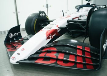 Red Bull predstavlja posebnu japansku GP liveriju kao počast Hondi