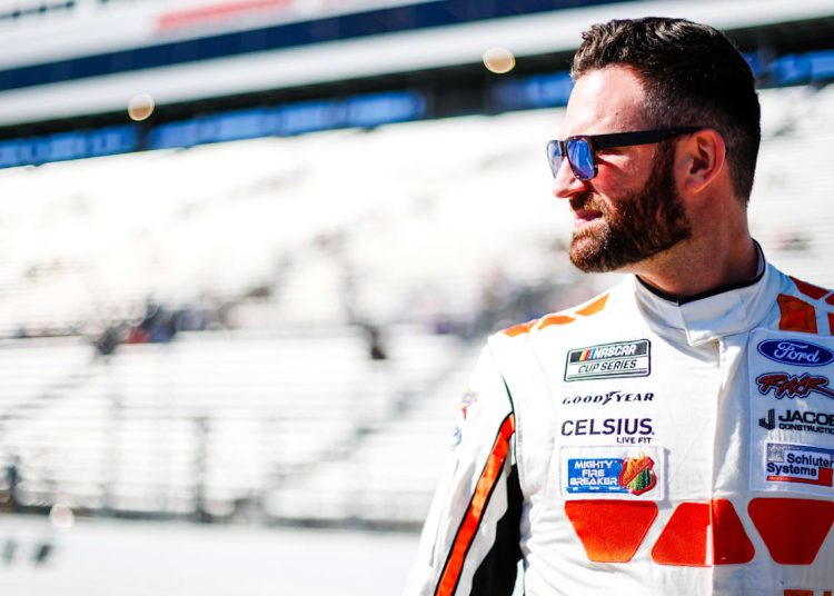 Schluter Systems podržava Coreyja Lajoiea i Rick Ware Racing 2025.