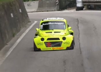 Slušajte ovaj Fiat s pogonom na Hayabusa 500