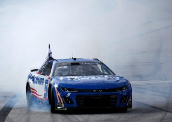 Tamo gdje se svih 36 šalica smještaju nakon Bristola