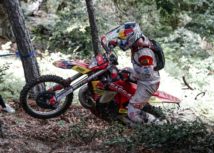 Vozim Hard Enduro | Wade Young povećava prednost u utrci na dan offroad-a na drugom Xross Hard Enduro Rally-u Vozim Hard Enduro | Wade Young povećava prednost u utrci na dan offroad-a na drugom Xross Hard Enduro Rally-u