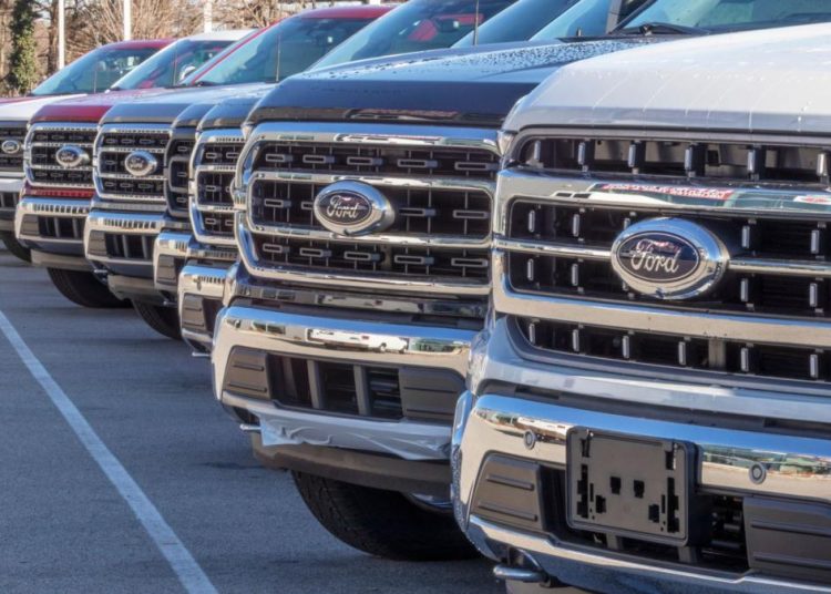 4 robusne automobilske marke koje će se nositi s svim terenima 4 robusne automobilske marke koje će se nositi s svim terenima